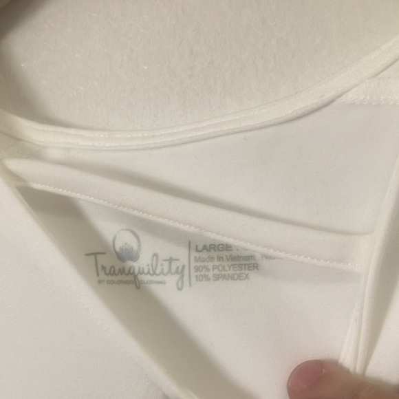 FINAL MARKDOWN Tranquility White V-Neck Women's Top large - Picture 3 of 3